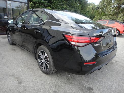 Used 2022 Nissan Sentra SV w/ Trunk Package image 6