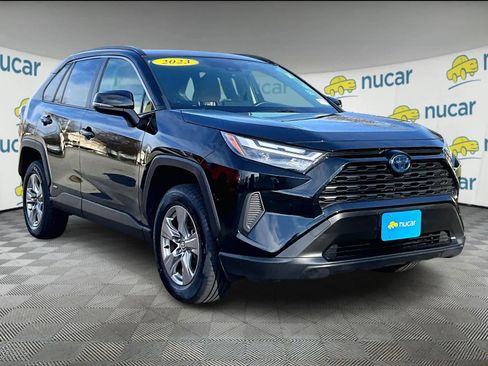 Used 2023 Toyota RAV4 XLE image 1