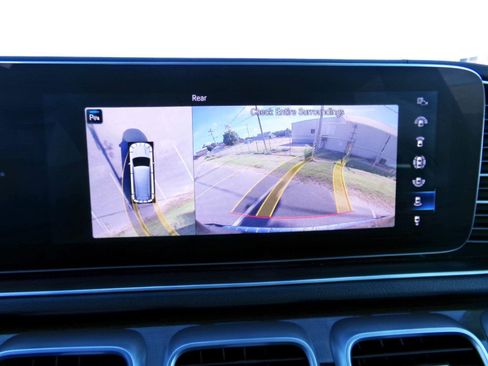 Used 2020 Mercedes-Benz GLS 450 4MATIC image 11