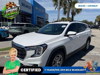 Used 2022 GMC Terrain SLE w/ Driver Convenience Package