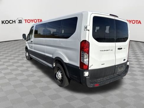 Used 2022 Ford Transit 350 XLT image 5