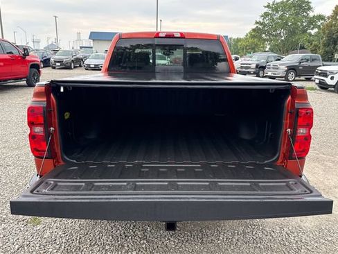 Used 2015 Chevrolet Silverado 1500 LTZ Z71 w/ LTZ Plus Package AWD/4WD image 12
