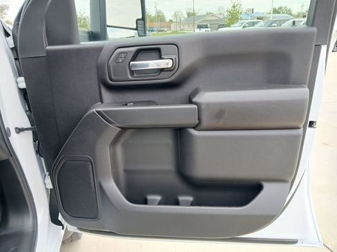 New 2026 GMC Sierra 2500 Pro w/ Convenience Package AWD/4WD image 15