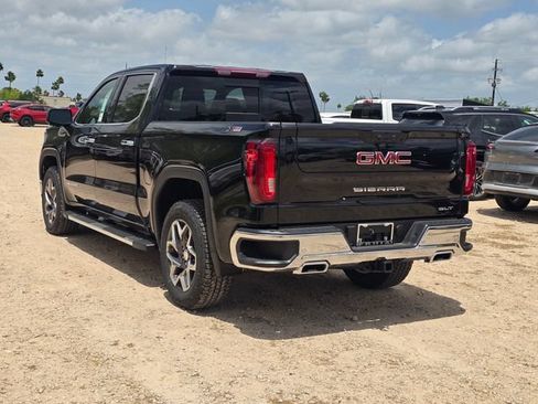 New 2026 GMC Sierra 1500 SLT AWD/4WD image 7