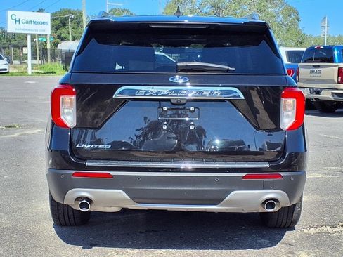 Used 2023 Ford Explorer Limited w/ Equipment Group 301A image 6