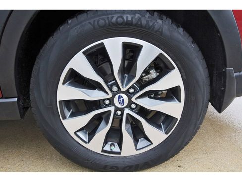 Used 2025 Subaru Outback Touring XT AWD/4WD image 29