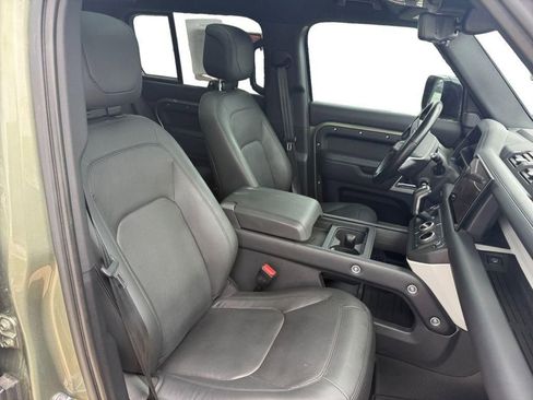 Used 2024 Land Rover Defender 110 SE AWD/4WD image 16
