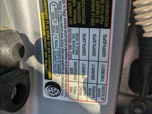 Used 2024 Subaru Crosstrek 2.0i Premium AWD/4WD image 15