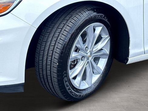 Used 2025 Chevrolet Malibu LT FWD image 24
