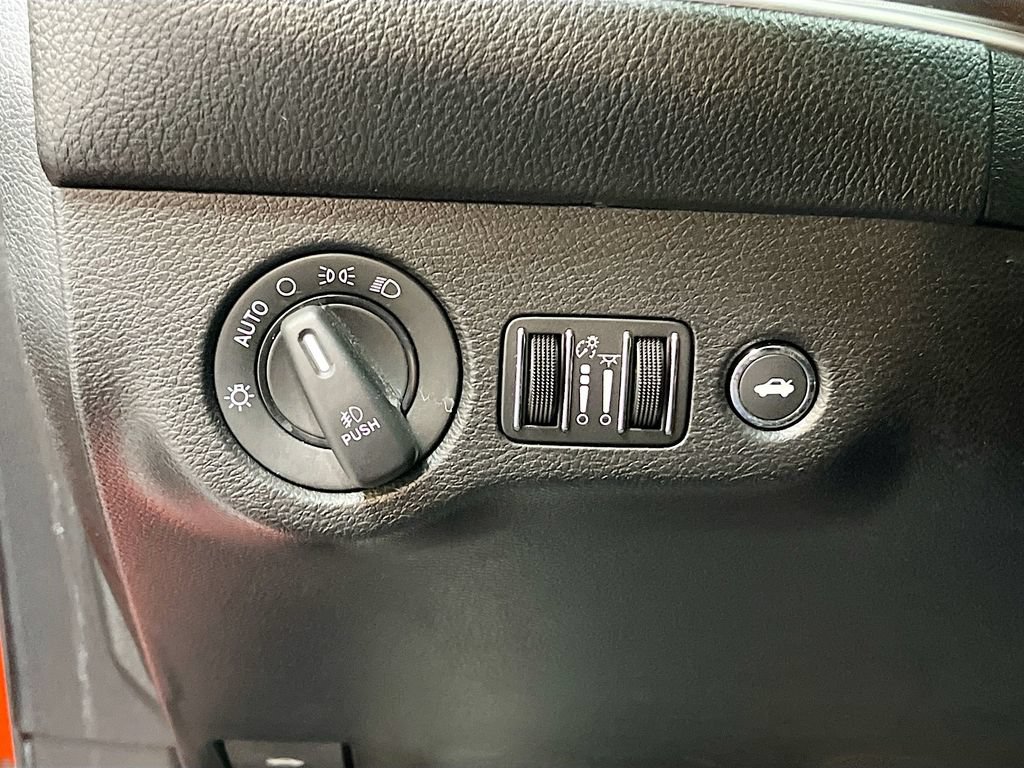 Used 2022 Dodge Challenger GT w/ Driver Convenience Group AWD/4WD image 10
