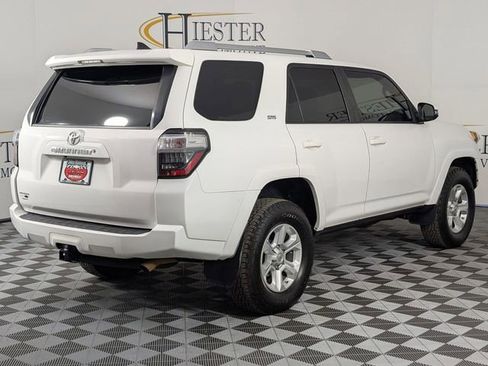 Used 2016 Toyota 4Runner SR5 Premium image 7