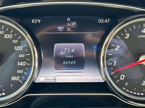 Used 2018 Mercedes-Benz E 400 4MATIC Sedan image 26