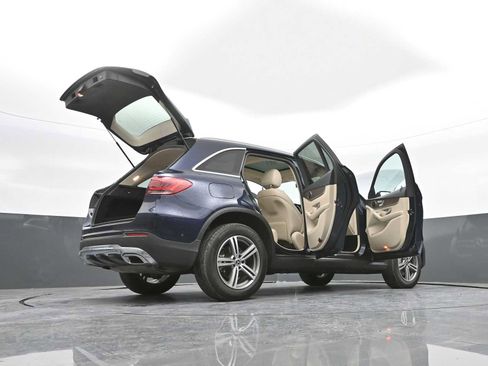 Used 2022 Mercedes-Benz GLC 300 GLC 300 image 46