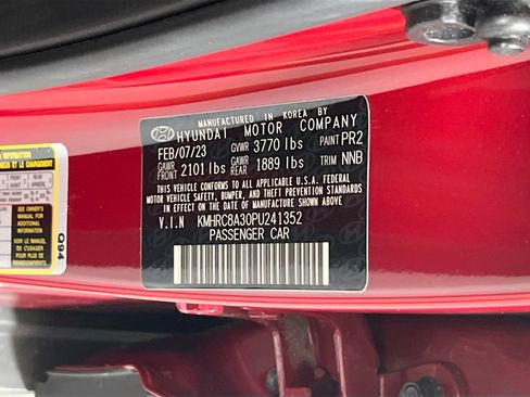Used 2023 Hyundai Venue Limited FWD image 31