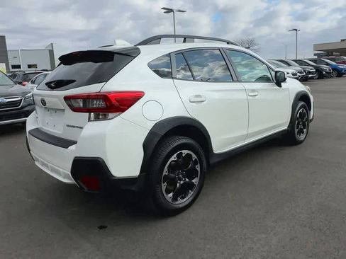 Certified 2021 Subaru Crosstrek 2.0i Premium w/ Moonroof Package image 8