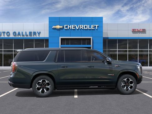 New 2026 GMC Yukon XL AT4 AWD/4WD image 6