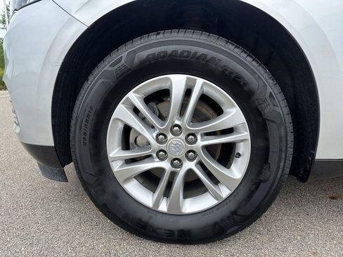 Used 2019 Buick Enclave Essence FWD image 7