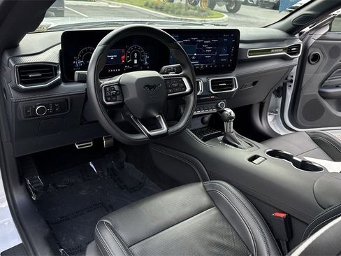 Used 2024 Ford Mustang GT Premium image 34