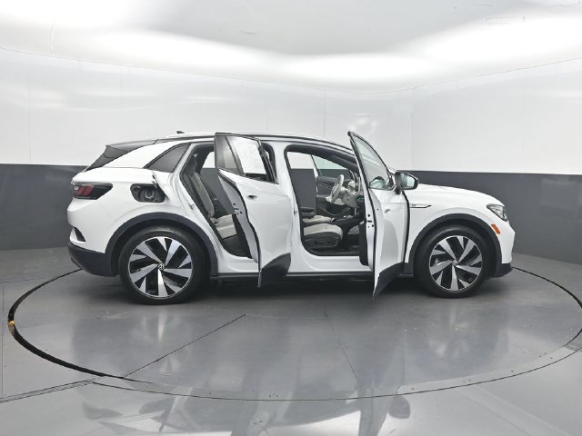 Used 2021 Volkswagen ID.4 1st Edition RWD image 32