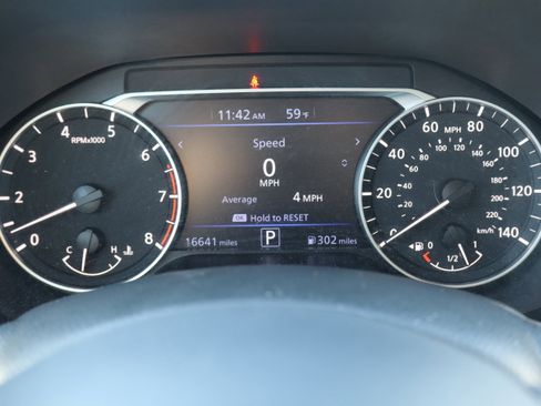 Used 2024 Nissan Altima 2.5 SV image 21