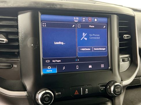 Used 2024 RAM 3500 Big Horn image 28