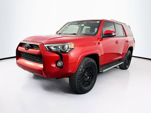 Used 2018 Toyota 4Runner SR5 Premium image 3