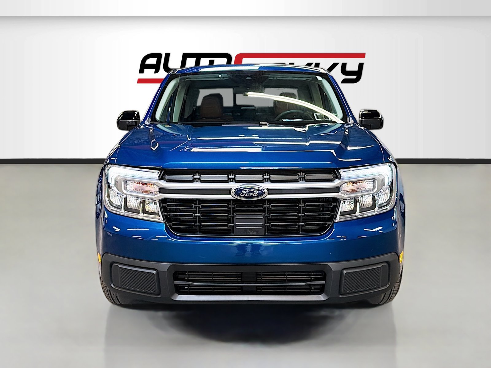 Used 2024 Ford Maverick Lariat w/ 4K Tow Package AWD/4WD image 2