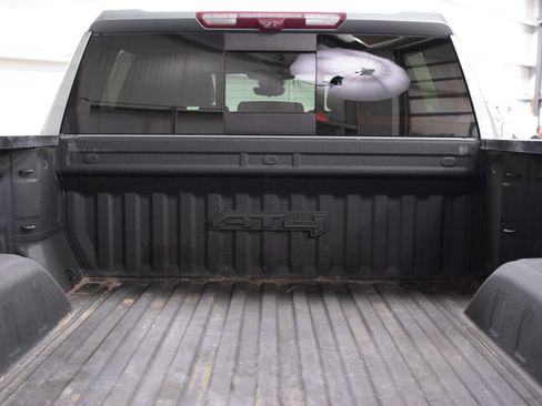 Used 2023 GMC Sierra 1500 AT4 w/ Technology Package AWD/4WD image 22