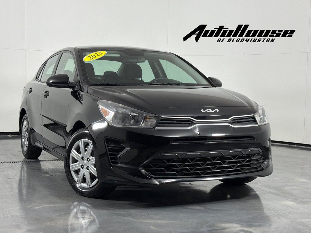 Used 2023 Kia Rio LX FWD image 1