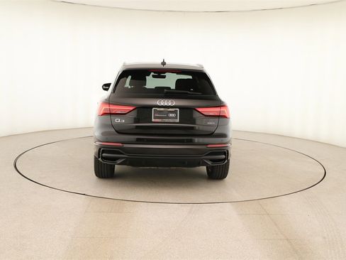 Certified 2025 Audi Q3 2.0T Premium Plus w/ Premium Plus Package image 5