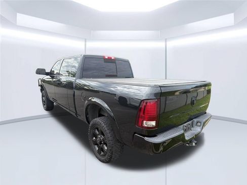Used 2016 RAM 2500 Laramie w/ Black Appearance Group AWD/4WD image 4