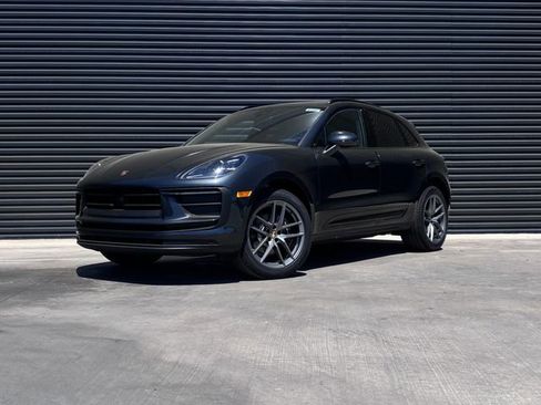 New 2026 Porsche Macan image 1