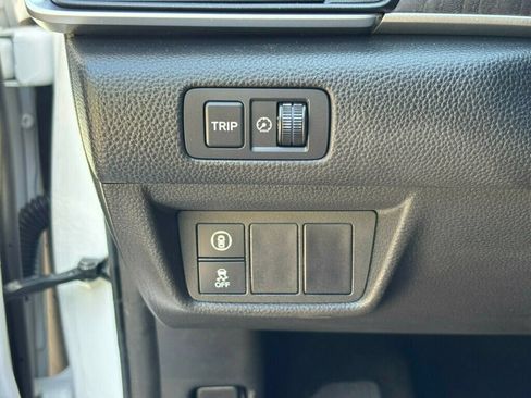 Used 2019 Honda Accord EX image 37