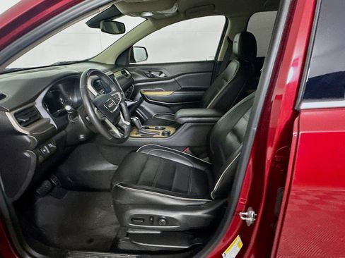 Used 2019 GMC Acadia Denali image 13