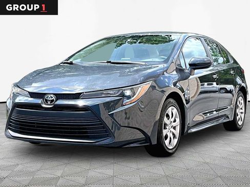 Used 2024 Toyota Corolla LE FWD image 1