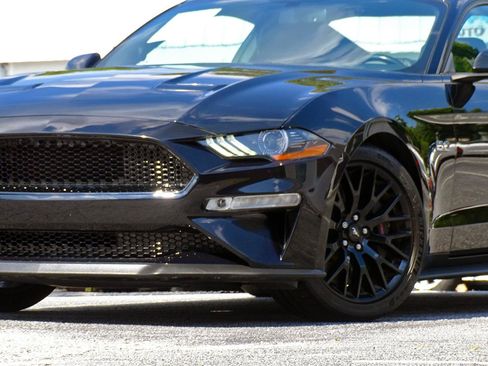 Used 2019 Ford Mustang GT Premium w/ GT Performance Package RWD image 7