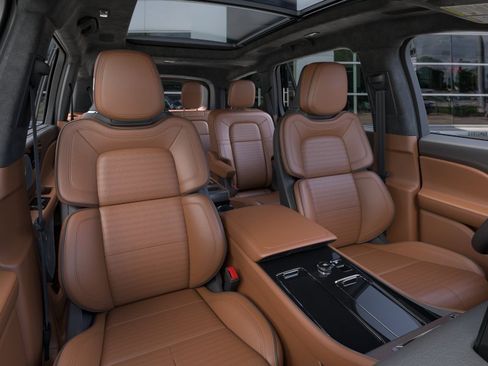 New 2026 Lincoln Aviator Black Label w/ Dynamic Handling Package AWD/4WD image 10