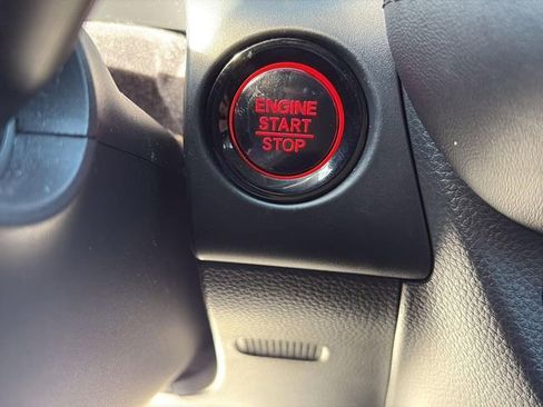 Certified 2024 Honda HR-V LX image 10