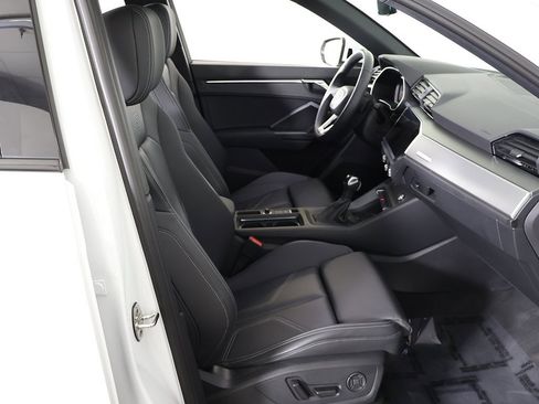 Used 2024 Audi Q3 2.0T Premium Plus w/ Premium Plus Package image 33