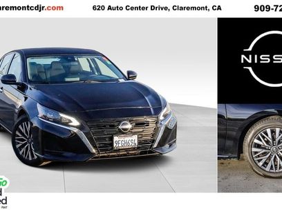 Used 2023 Nissan Altima 2.5 SV