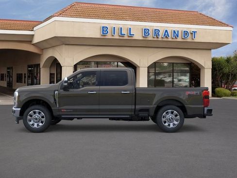 New 2025 Ford F250 Lariat w/ Chrome Package AWD/4WD image 5