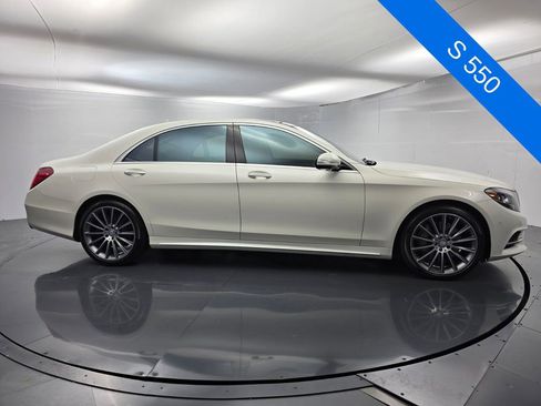 Used 2017 Mercedes-Benz S 550 Sedan image 3
