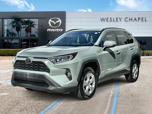 Used 2019 Toyota RAV4 XLE image 1