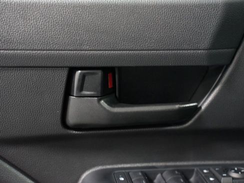 New 2025 Toyota Tacoma SR5 image 33