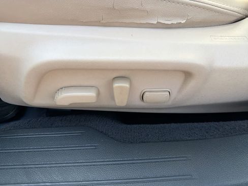 Used 2017 Subaru Outback 3.6R Limited image 23