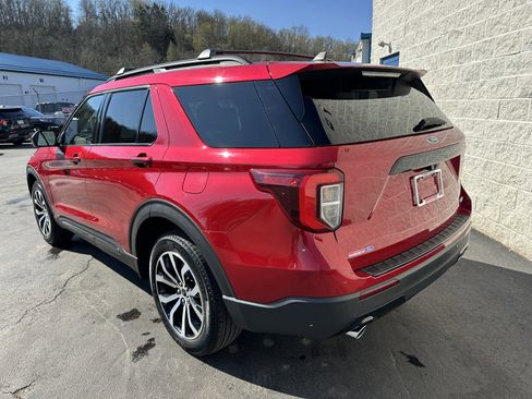 Used 2023 Ford Explorer ST-Line image 5