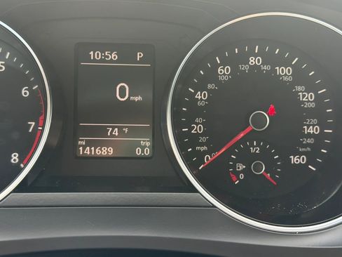 Used 2017 Volkswagen Jetta SE FWD image 23