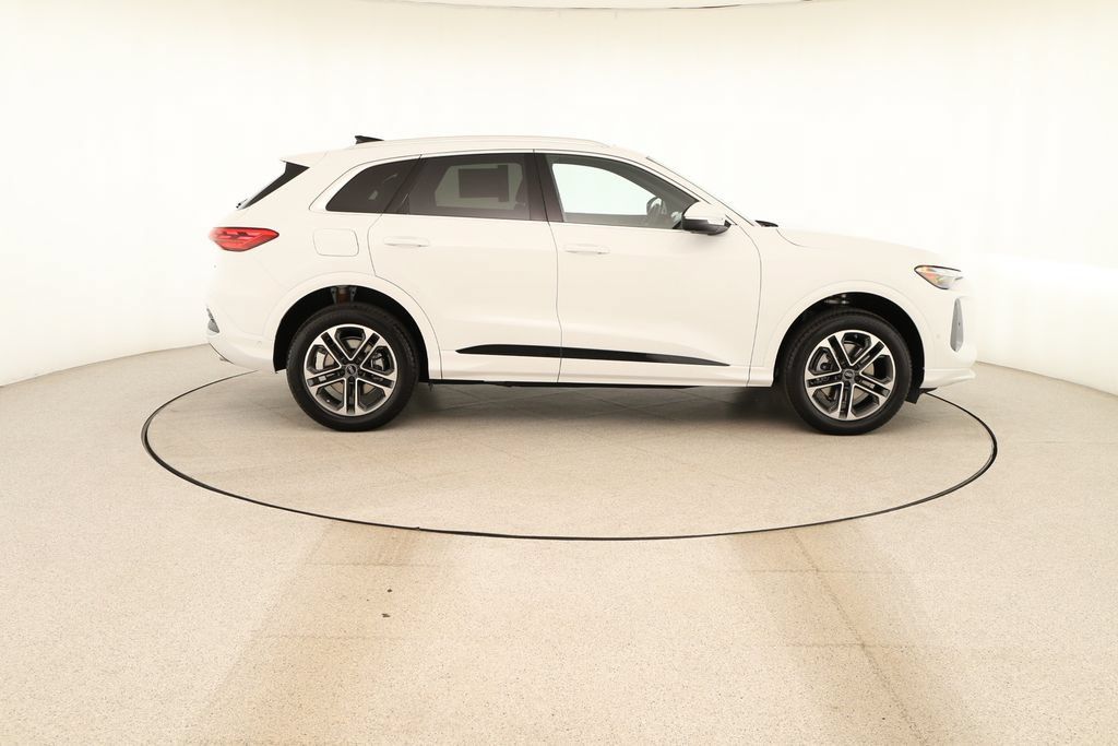 New 2026 Audi Q5 Premium AWD/4WD image 8