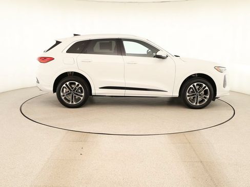 New 2026 Audi Q5 Premium AWD/4WD image 8