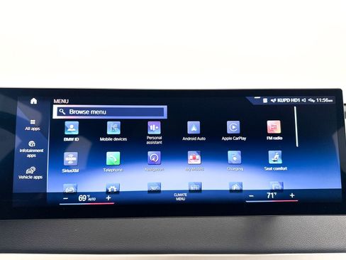 Used 2023 BMW iX xDrive50 w/ Sport Package image 23